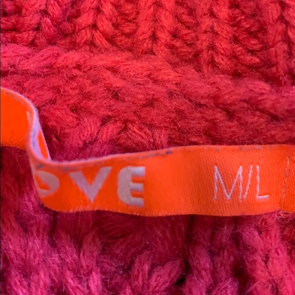 Hot pink sweater - Picture 2 of 2